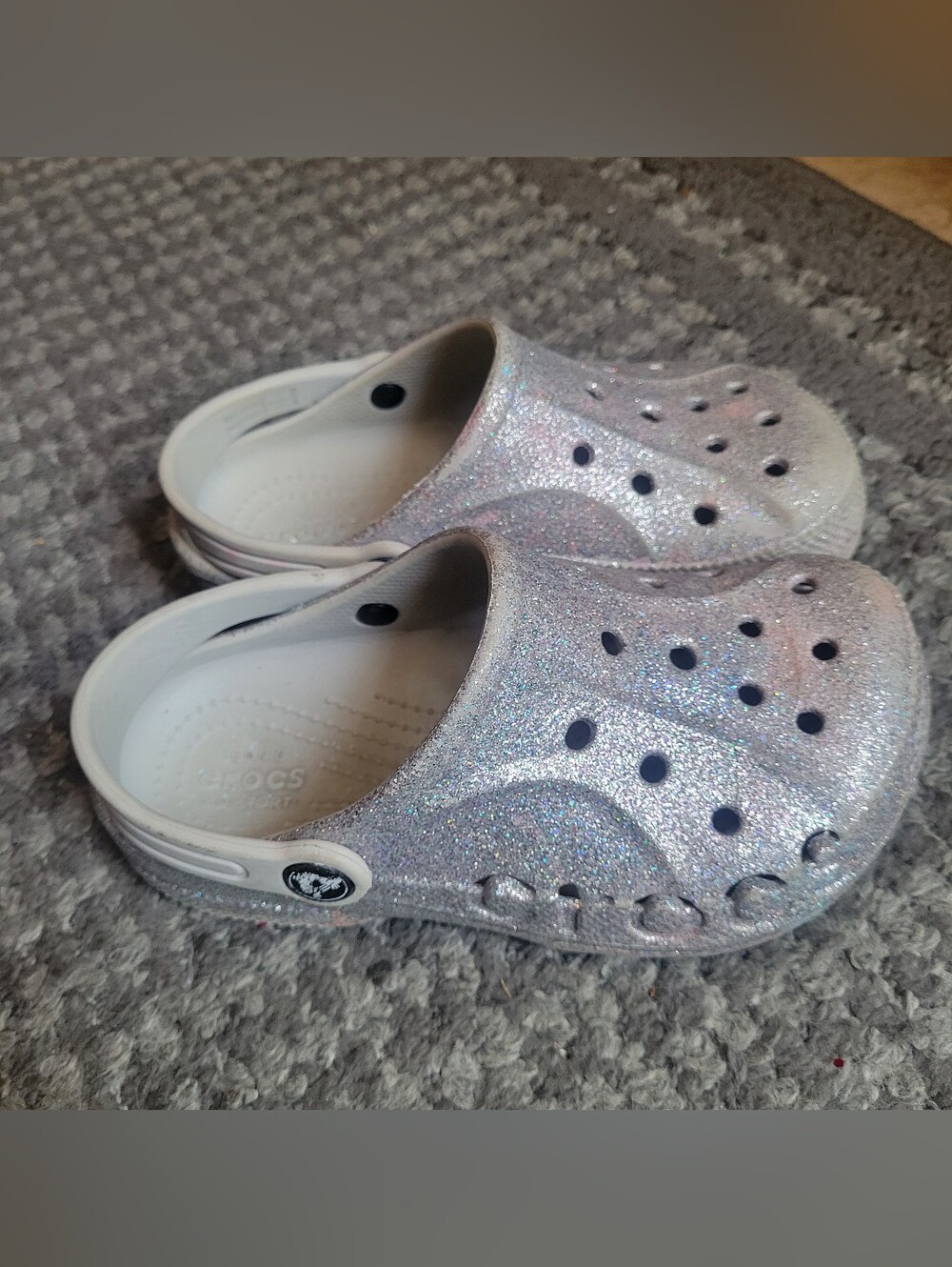 CROCS Kids Glitter Clog in Iridescent Silver